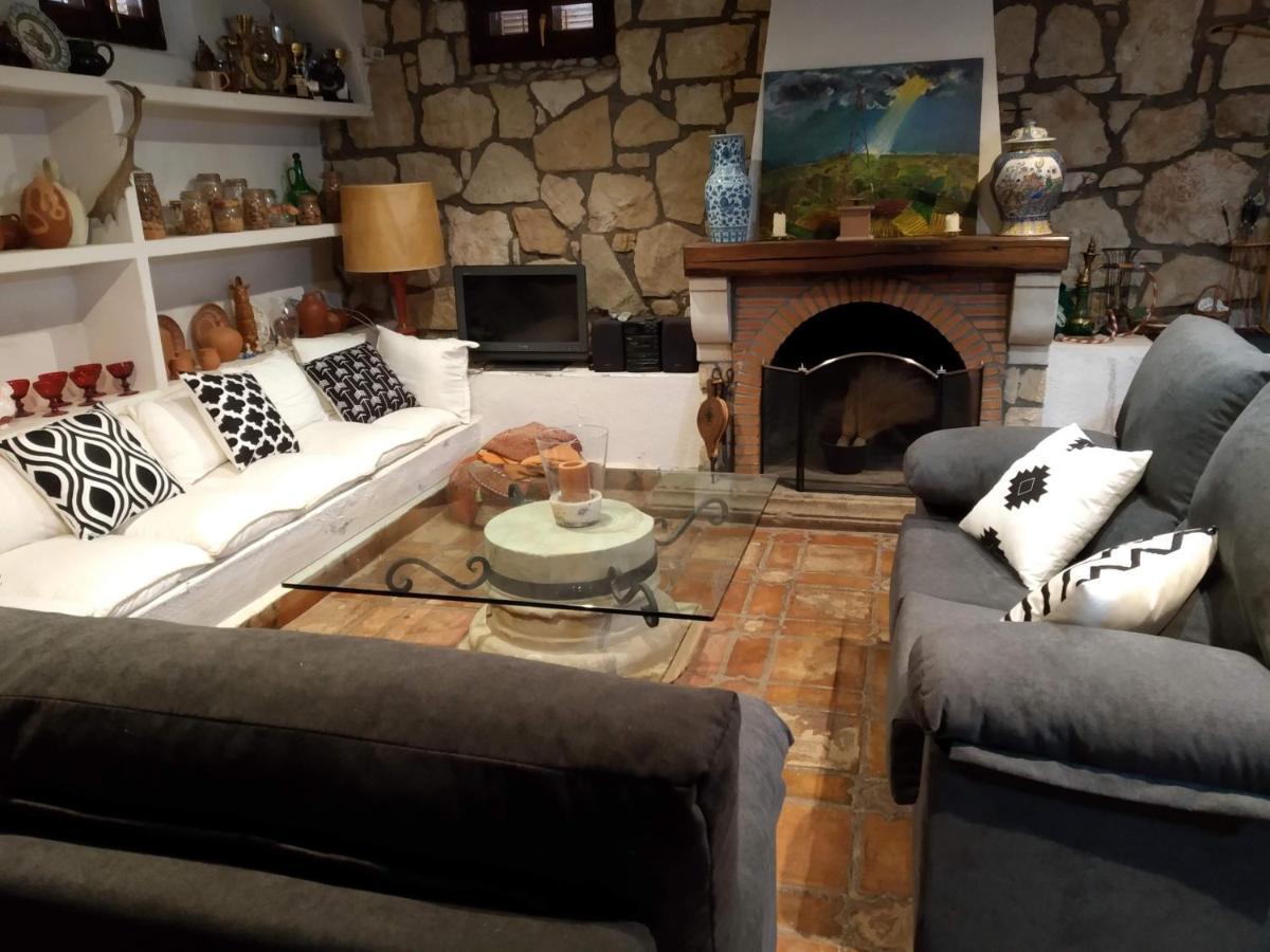 El Campillo Villa Pelabravo Екстериор снимка