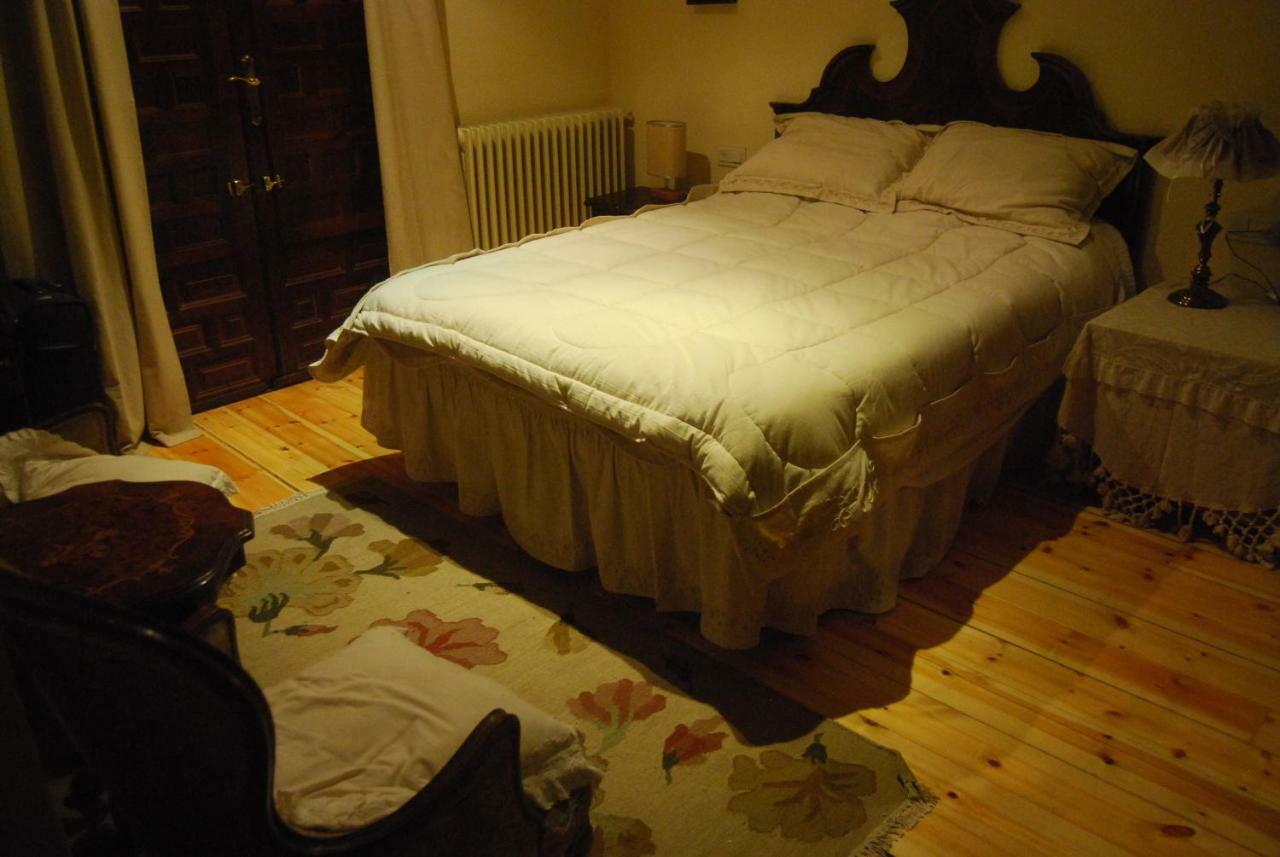 El Campillo Villa Pelabravo Екстериор снимка